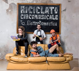 riciclato-circo-musicale-elettrodomestica-cover-1